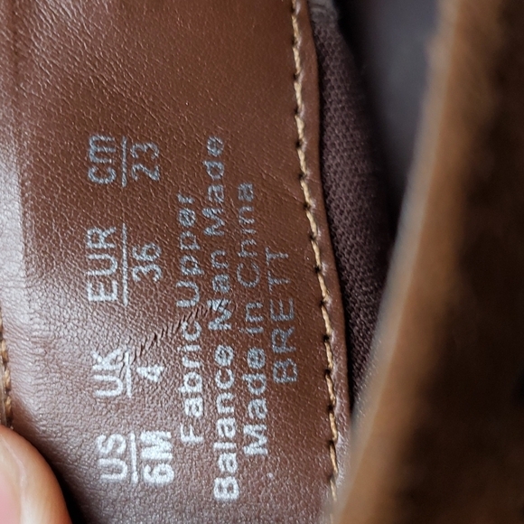 Carlos by Carlos Santana Brett Ankle Bootie 6m - Picture 2 of 12